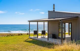 574 Tora Farm Settlement Road, Tora