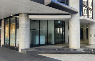 Ground floor retail - Customhouse Quay