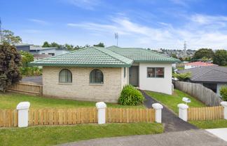 6 Longview Rise, Massey