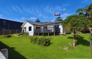 5 Main Road, Redcliffs
