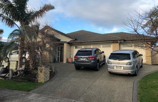 121 Pine Harbour Parade, Beachlands