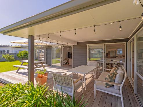 44 Longreach Drive, Cooks Beach