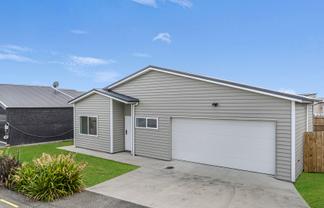 17 Uatoto Road, Clarks Beach