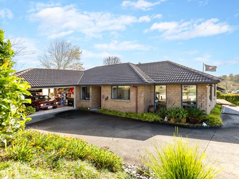 13 Astrid Lane, Wellsford