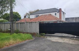 1 Louvain Avenue, Mount Roskill
