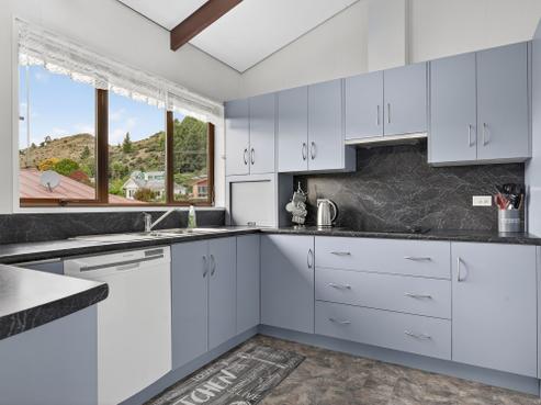 16 Paisley Place, Roxburgh