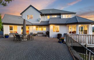 56 Molyneux Close, Whitby