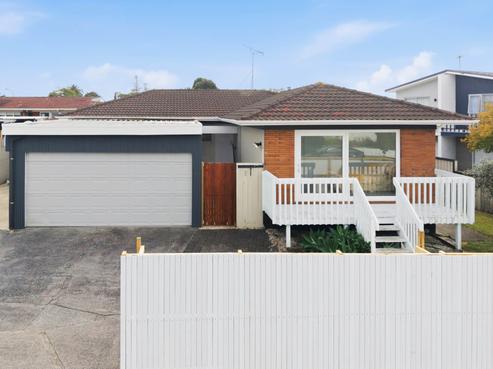 28 Whiteacres Drive, Sunnyhills
