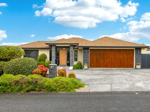 1 Bella Vista Drive, Gulf Harbour