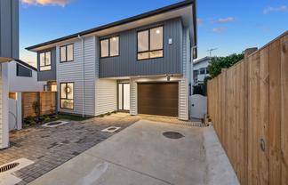 42C Takutai Avenue, Half Moon Bay