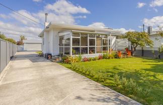 30 Francis Drake Street, Waipukurau