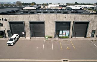 Industrial Unit with Modern Office – Belfast