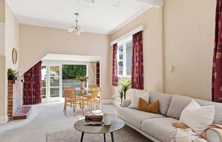 558 Adelaide Road, Berhampore