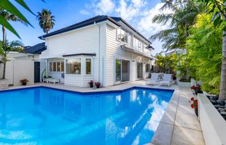 10 Nihill Crescent, Mission Bay