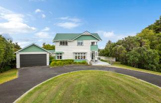 1268 East Coast Road, Redvale
