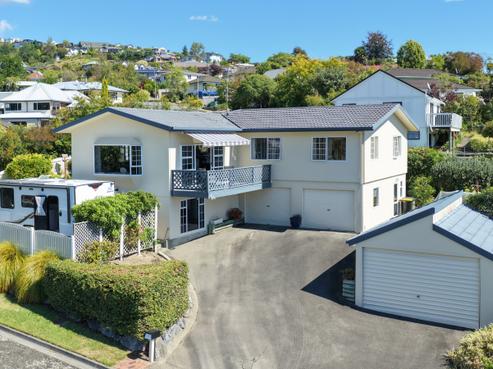 1 Avalon Place, Enner Glynn