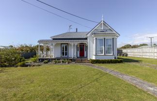 14 Mouatt Street, Waitara