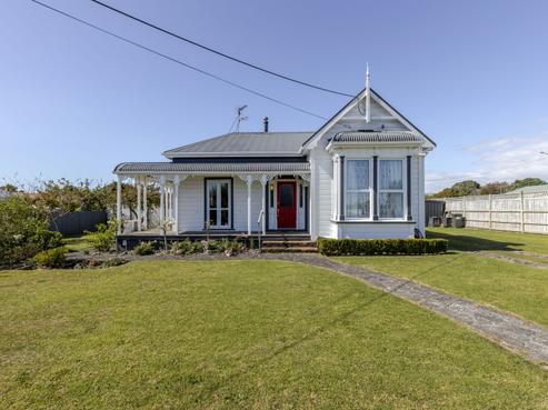 14 Mouatt Street, Waitara