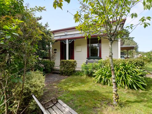 48 Princess Street, Martinborough