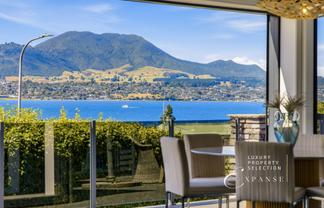 2 Scenic Heights, Acacia Bay