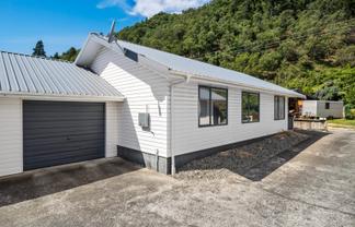 3b Heather Place, Picton