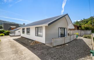 3b Heather Place, Picton