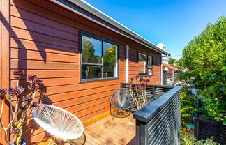 10B Mersey Street, Island Bay