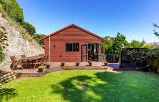 10B Mersey Street, Island Bay