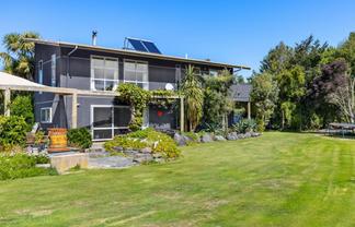 38 Station Road, Hapuku