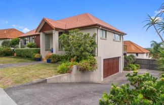 16 Voyager Drive, Gulf Harbour