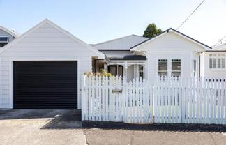 257 Courtenay Street, Strandon