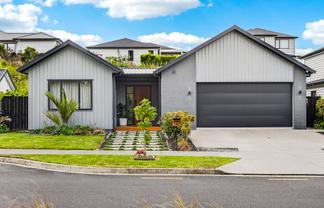 42 Houpuni Road, Milldale