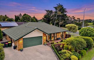 52 Wattle Farm Road, Wattle Downs