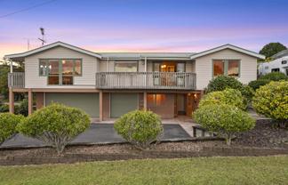 27 Tui Street, Oneroa