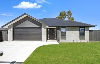25 Kersey Avenue, Darfield