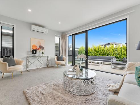 2A Treloar Crescent, Hobsonville