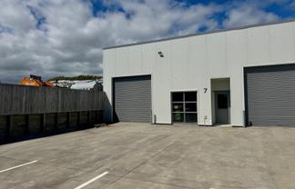 Modern 193sqm warehouse in Bell Block