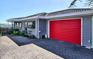 12b Kentwood Drive, Woodridge