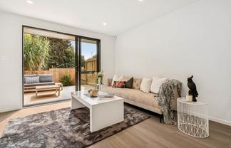 1/14  Freyberg Place, Howick