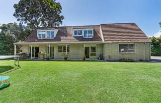 1138 South Road, Oakura