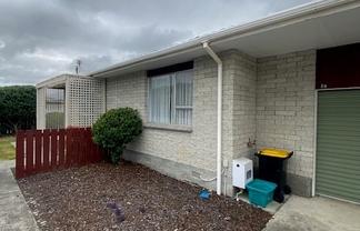 8b Beauchamp Street, Tawa
