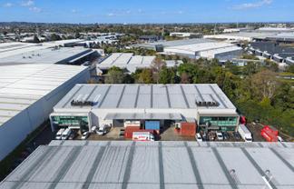 1,233sqm Modern Industrial in Prime Highbrook