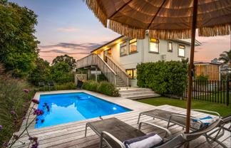 19 Dunbar Road, Point Wells