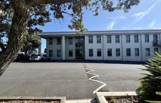 Rosebank Road Warehouse and Office | 727m2