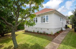 18 Cautley Street, Devonport