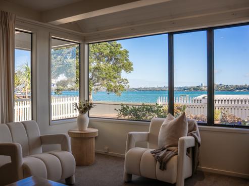 34 Queens Parade, Devonport