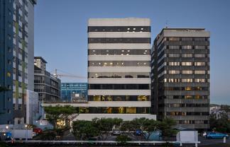 Part level 9 office space - Willis Street