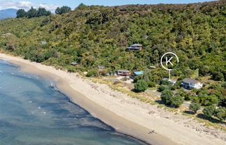 68 Beach Road, Collingwood