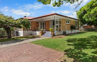 364 Cobham Drive, Hillcrest