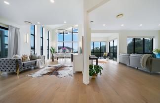 2 Veneta Close, Flat Bush